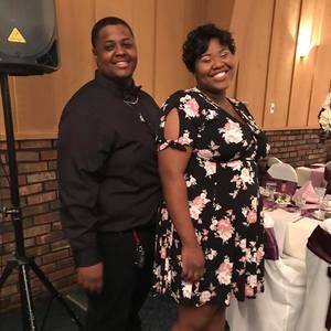 Meet your Posher, Dee jay